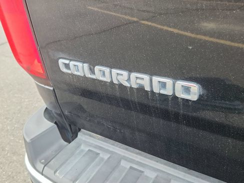 Used 2016 Chevrolet Colorado W/T RWD image 13