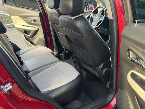 Used 2018 Buick Encore Preferred image 13