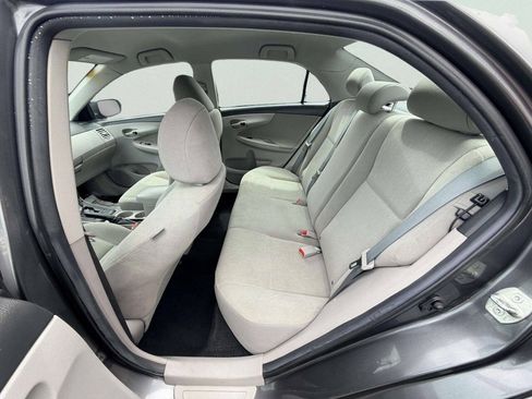 Used 2013 Toyota Corolla L FWD image 23