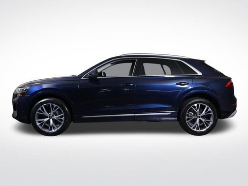 Used 2025 Audi Q8 Premium w/ Convenience Package AWD/4WD image 2