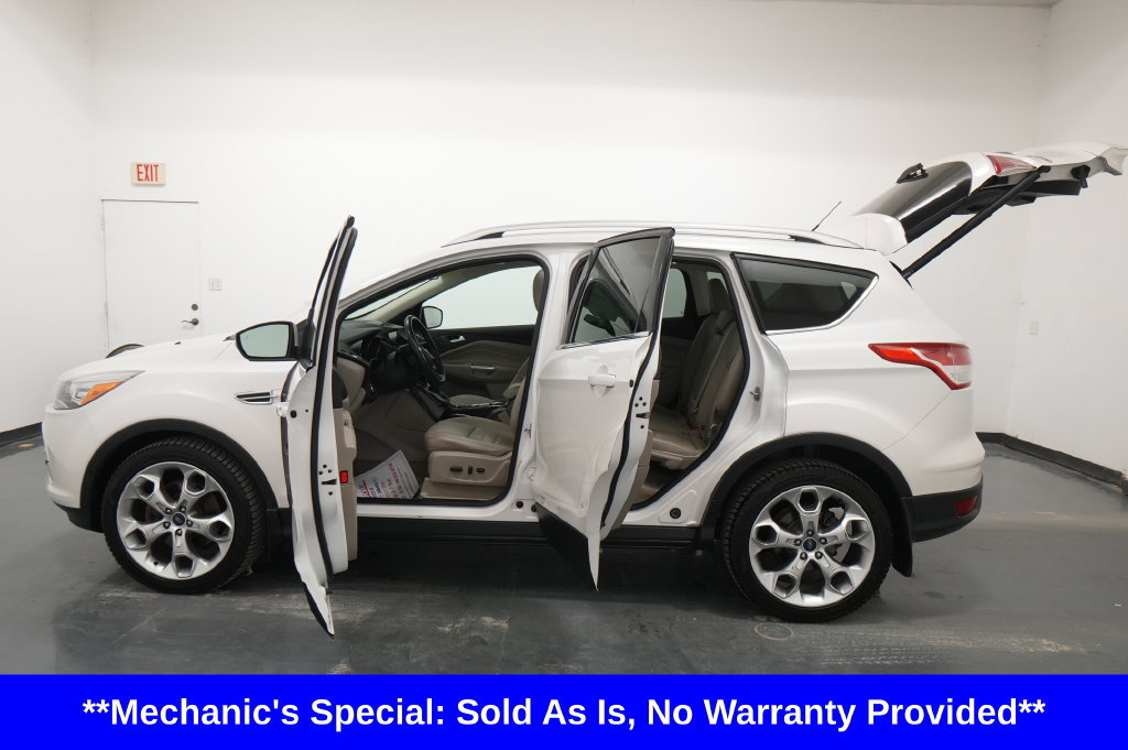 Used 2014 Ford Escape Titanium w/ Equipment Group 401A AWD/4WD image 23