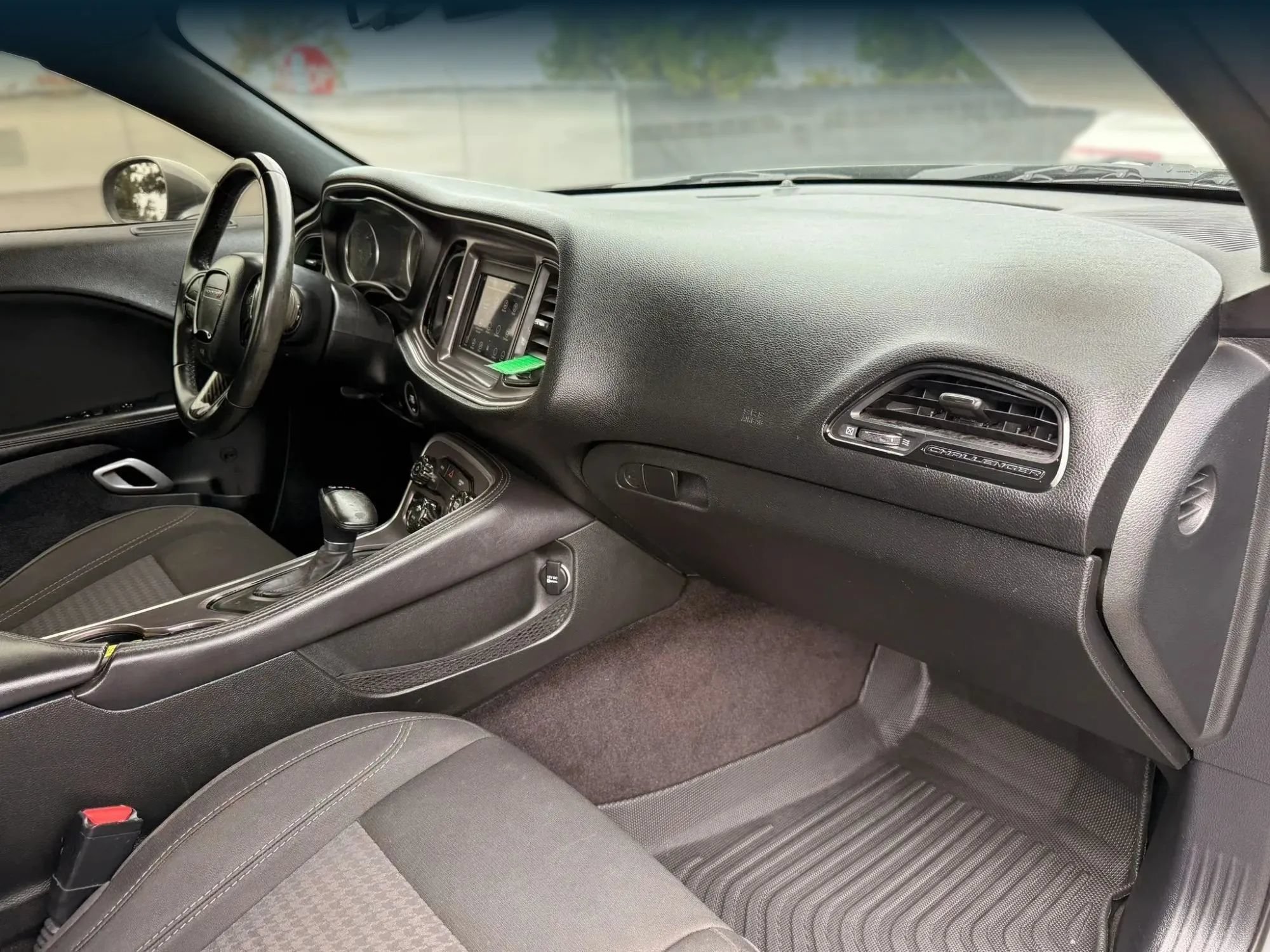 Used 2018 Dodge Challenger SXT RWD image 19
