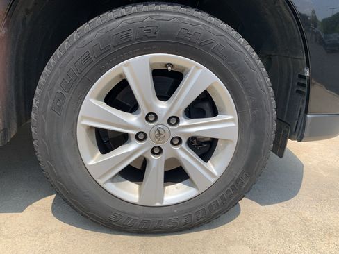 Used 2012 Toyota Highlander SE w/ Tow Pkg FWD image 13