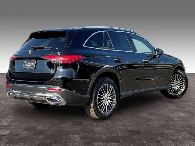 Used 2026 Mercedes-Benz GLC 300 4MATIC image 5