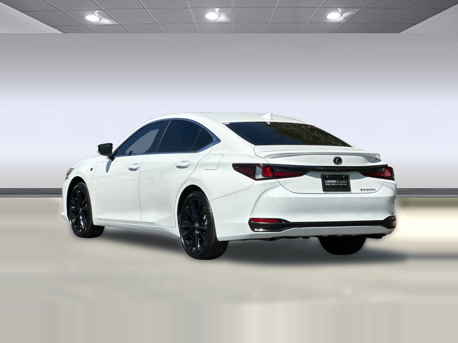 Used 2025 Lexus ES 300h F Sport w/ Accessory Package (Z1) FWD image 3