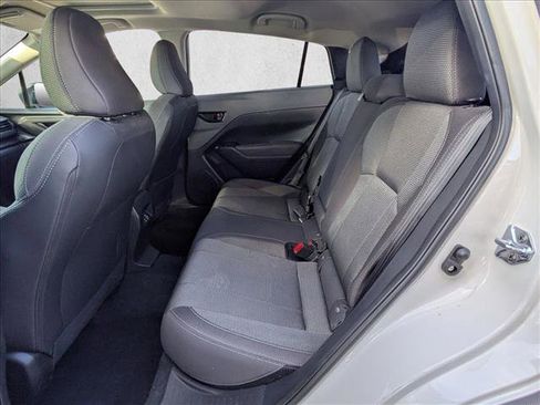 Certified 2024 Subaru Crosstrek 2.0i Premium image 12