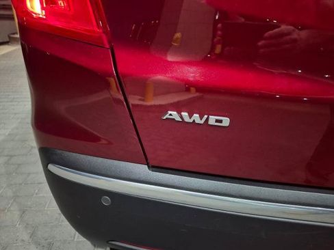 Used 2018 Cadillac XT5 Luxury w/ Driver Awareness Package AWD/4WD image 10
