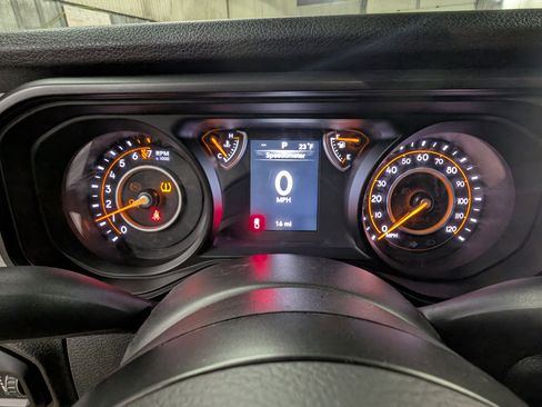 New 2026 Jeep Gladiator Sport image 18