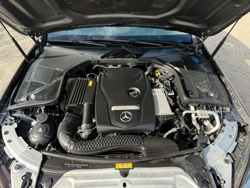 Used 2017 Mercedes-Benz C 300 4MATIC Sedan image 19