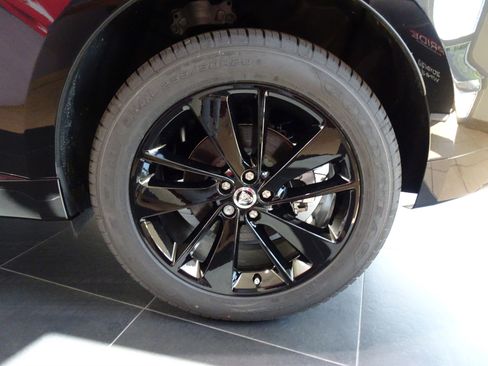 New 2025 Jaguar F-PACE R-Dynamic S image 9