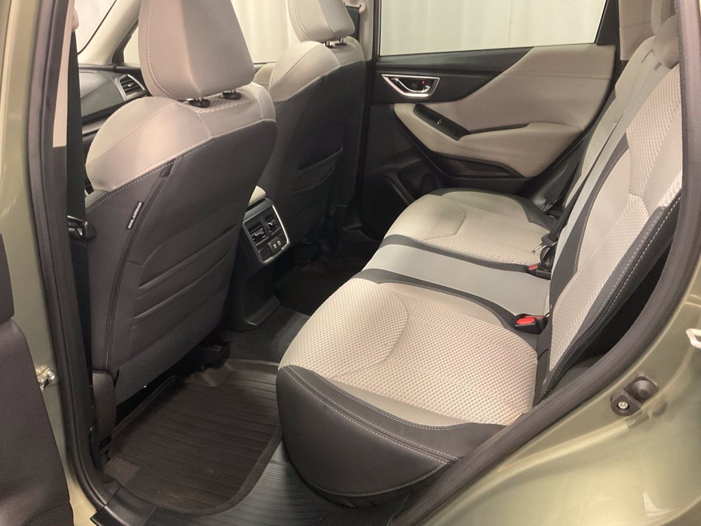 Used 2020 Subaru Forester Premium AWD/4WD image 34