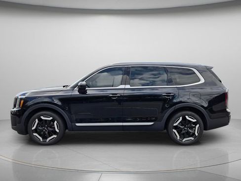Used 2024 Kia Telluride EX w/ EX Captain's Chair Package FWD image 10