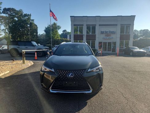 Used 2022 Lexus UX 250h w/ Premium Package AWD/4WD image 2