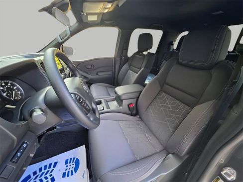 New 2026 Nissan Frontier SV image 20