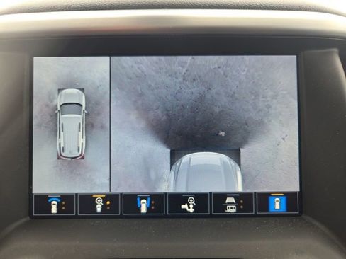 Used 2023 GMC Acadia SLT w/ Technology Package image 41