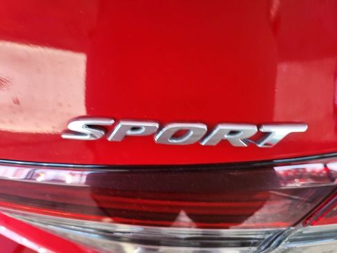 Used 2025 Honda Civic Sport image 5