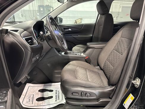 Used 2018 Chevrolet Equinox LT AWD/4WD image 24