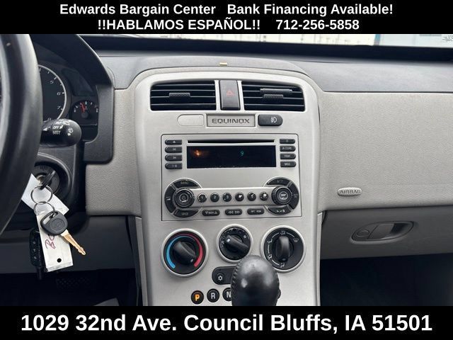 Used 2005 Chevrolet Equinox LT w/ Preferred Equipment Group AWD/4WD image 16