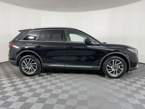 Used 2021 Lincoln Corsair Standard w/ Equipment Group 101A image 8