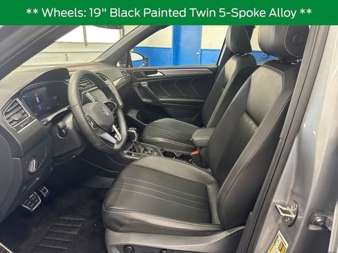 Used 2024 Volkswagen Tiguan SE R-Line AWD/4WD image 15