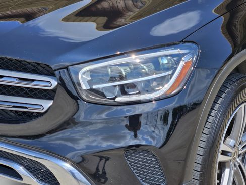 Used 2020 Mercedes-Benz GLC 300 image 29
