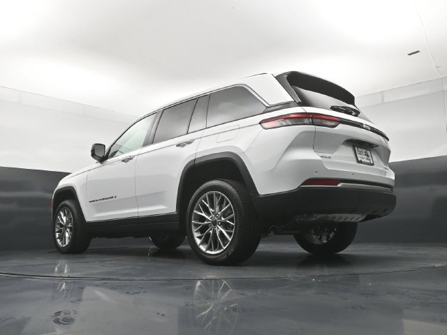 New 2027 Jeep Grand Cherokee Limited AWD/4WD image 22