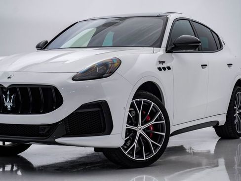 New 2025 Maserati Grecale Trofeo image 2