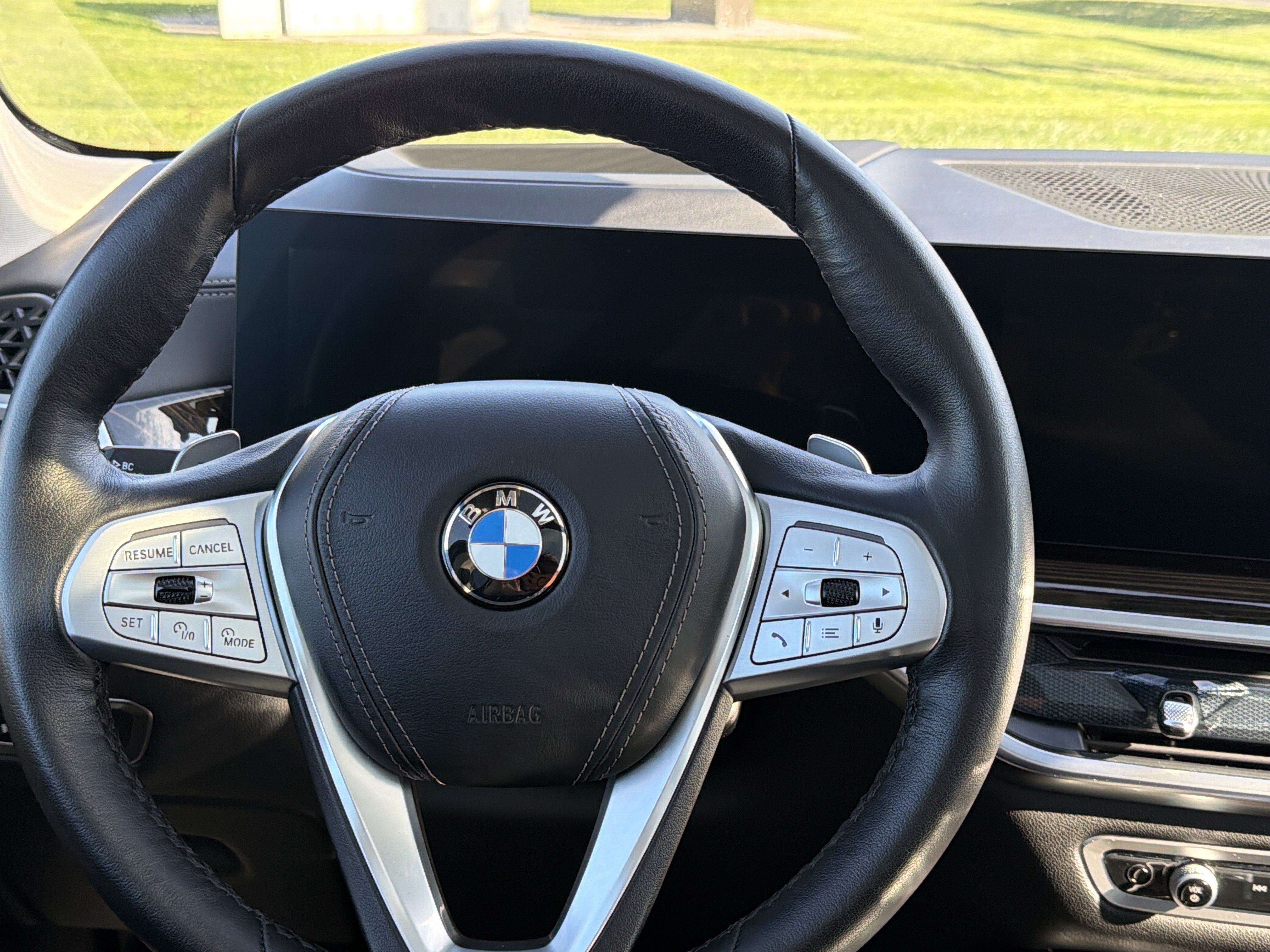 Used 2026 BMW X7 xDrive40i AWD/4WD image 13