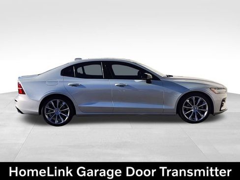 Certified 2021 Volvo S60 T5 Momentum w/ Premium Package image 10