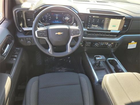 New 2026 Chevrolet Silverado 1500 LT w/ Z71 Off-Road Package image 7
