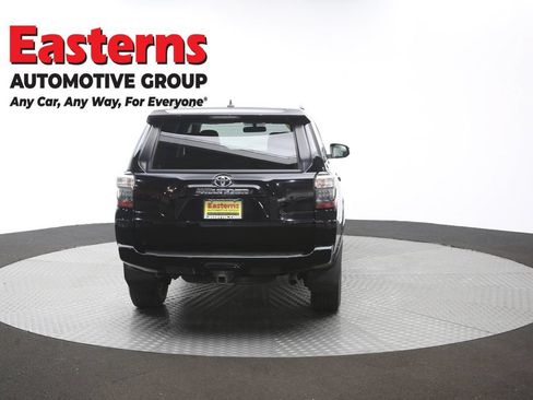 Used 2015 Toyota 4Runner SR5 AWD/4WD image 40