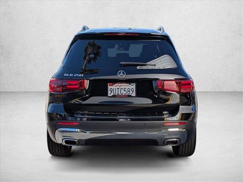 Certified 2025 Mercedes-Benz GLB 250 image 7