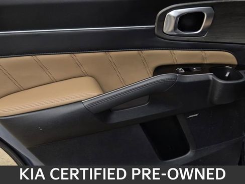 Used 2025 Kia Sorento SX Prestige w/ Olive Brown Leather Package image 14