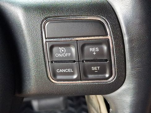 Used 2013 Jeep Wrangler Unlimited Rubicon w/ Connectivity Group AWD/4WD image 21