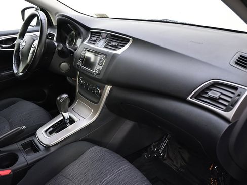 Used 2015 Nissan Sentra SV image 15