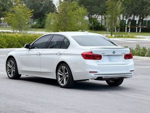 Used 2018 BMW 330i xDrive Sedan AWD/4WD image 9