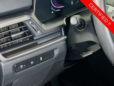 Certified 2024 Kia Telluride S AWD/4WD image 11