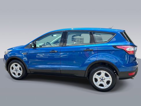 Used 2018 Ford Escape S FWD image 4