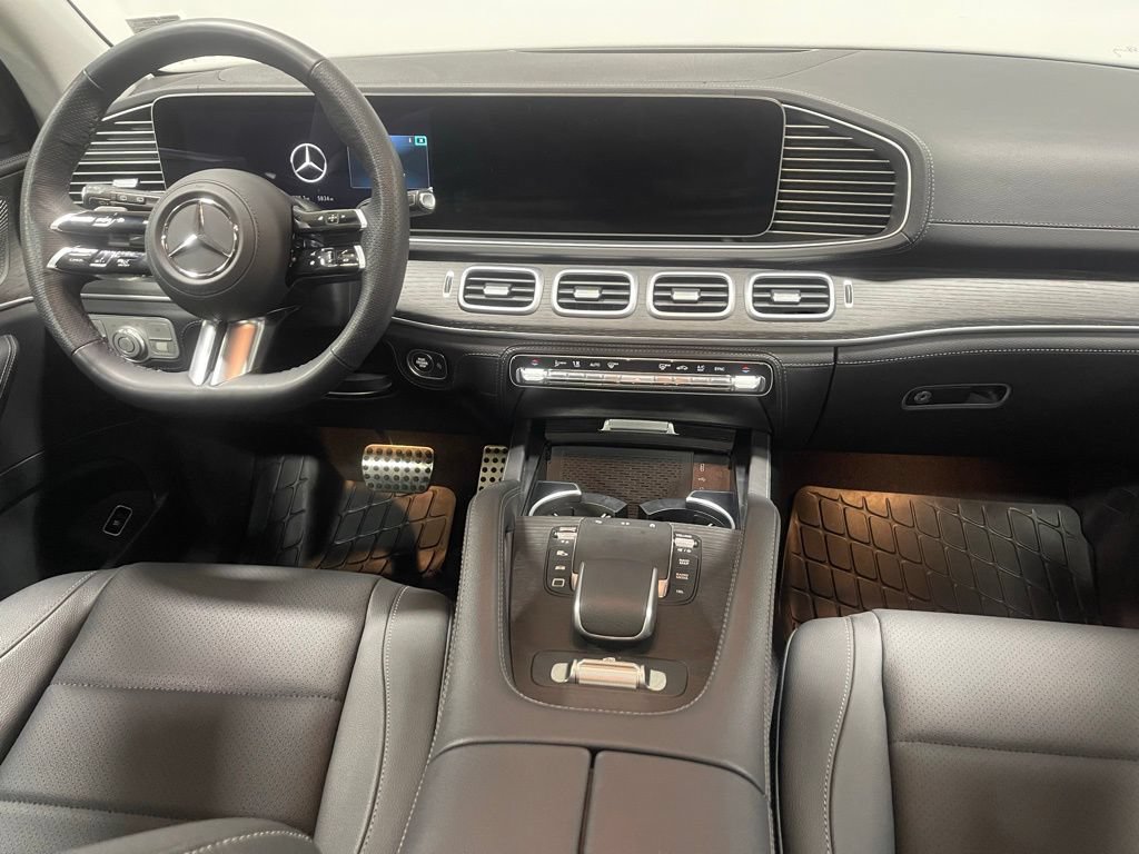 Used 2026 Mercedes-Benz GLS 450 4MATIC image 30