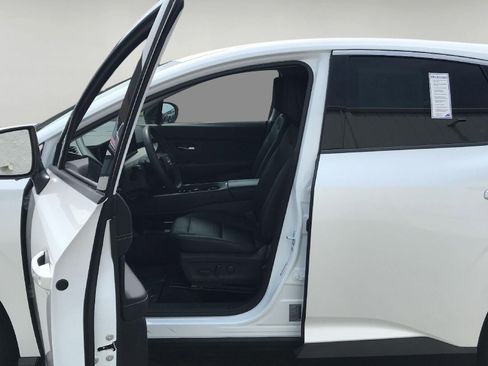 Used 2025 Nissan Murano SV AWD/4WD image 34