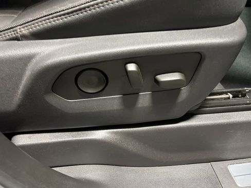 Used 2023 Chevrolet Silverado 1500 High Country w/ Max Trailering Package image 13