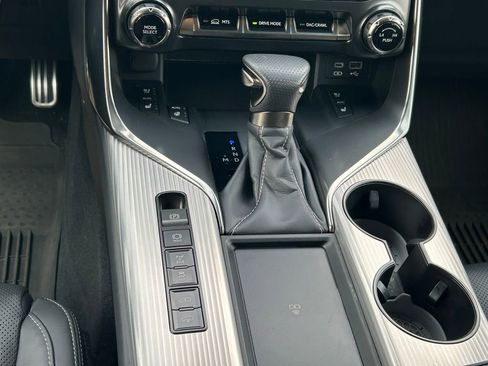 Used 2024 Lexus LX 600 F Sport AWD/4WD image 25