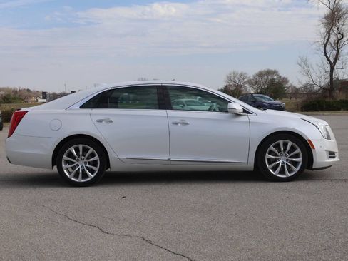 Used 2016 Cadillac XTS Luxury w/ Driver Awareness Package image 7