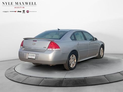 Used 2011 Chevrolet Impala LT w/ Luxury Edition Package image 16