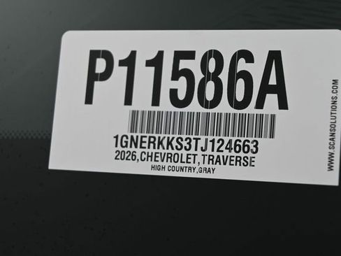 Used 2026 Chevrolet Traverse High Country FWD image 29