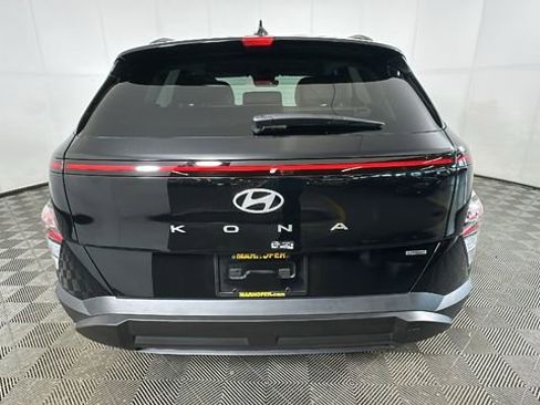 Used 2026 Hyundai Kona SEL Sport AWD/4WD image 4
