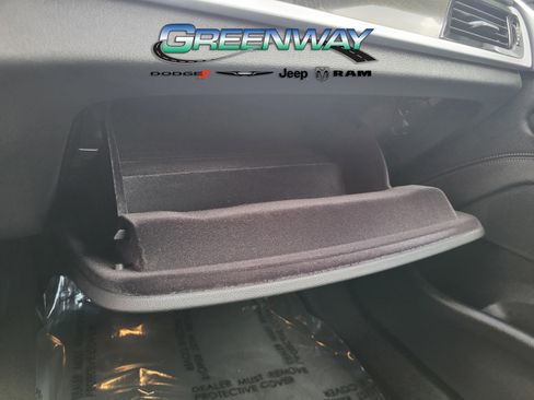 Used 2023 BMW 530i w/ Convenience Package image 41