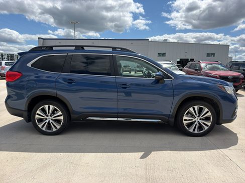 Used 2021 Subaru Ascent Limited w/ Technology Package AWD/4WD image 4