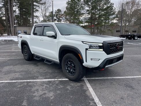 Used 2024 Nissan Frontier PRO-4X w/ Pro Premium Package image 4