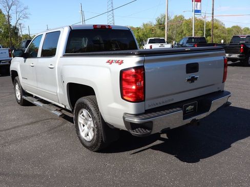 Used 2018 Chevrolet Silverado 1500 LT w/ All Star Edition AWD/4WD image 3